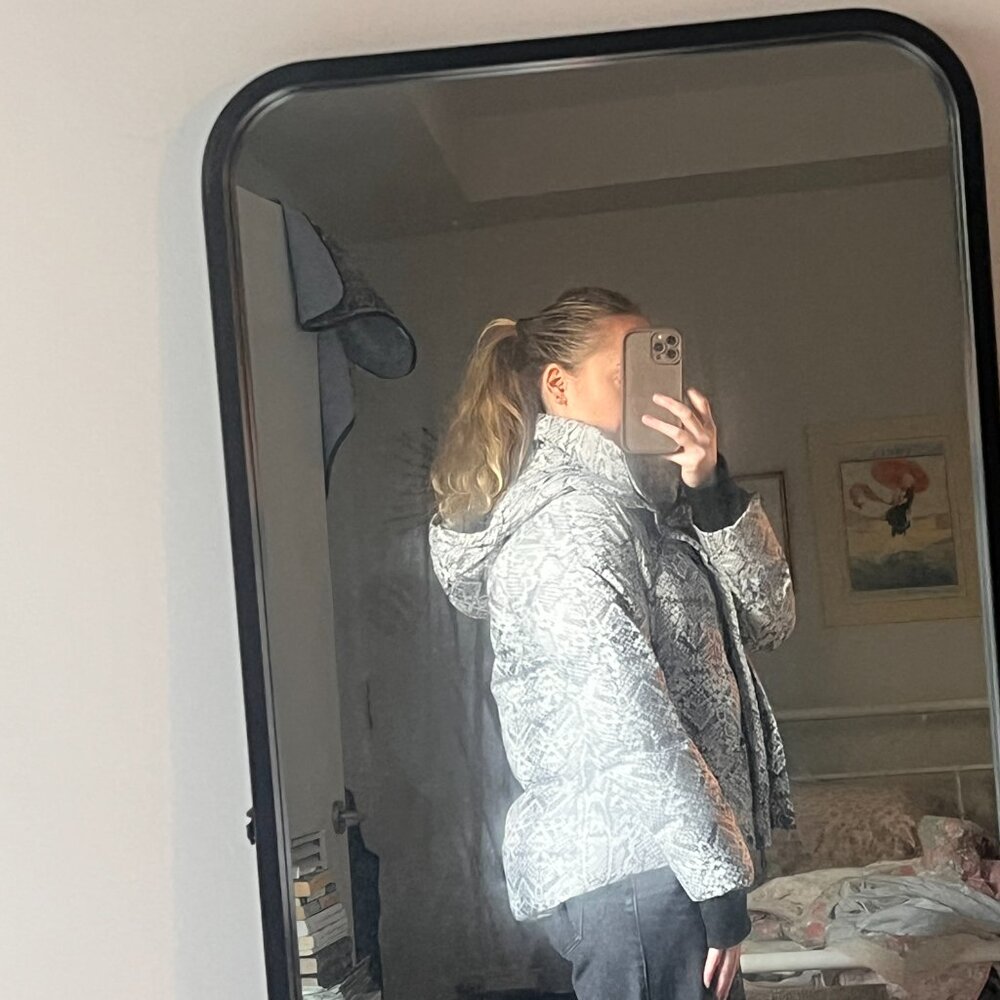Winter Jacket - Picture 4 of 7